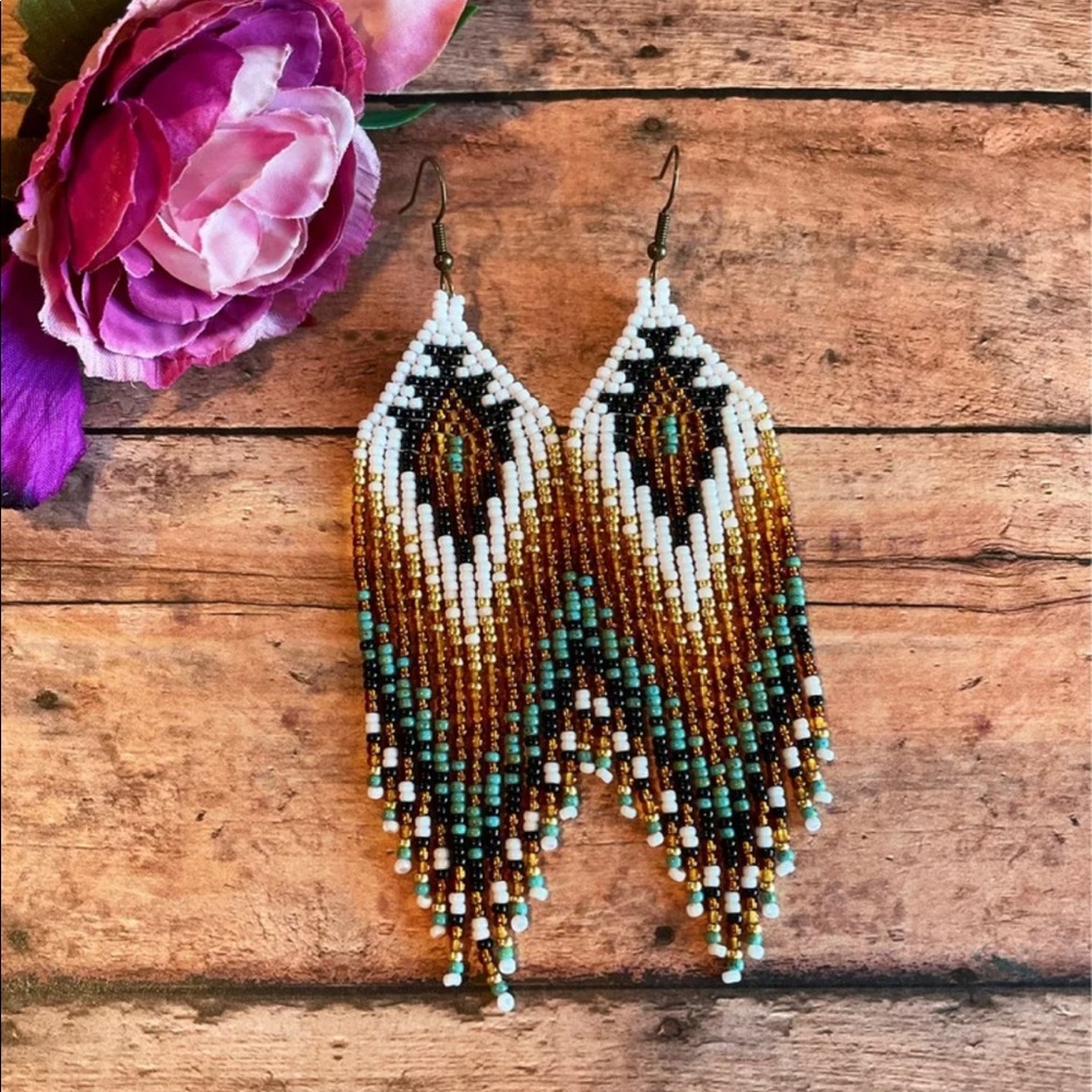 Western earring No112